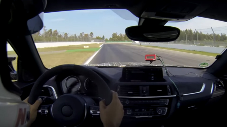 Η BMW M2 CS γυρνάει στην πίστα